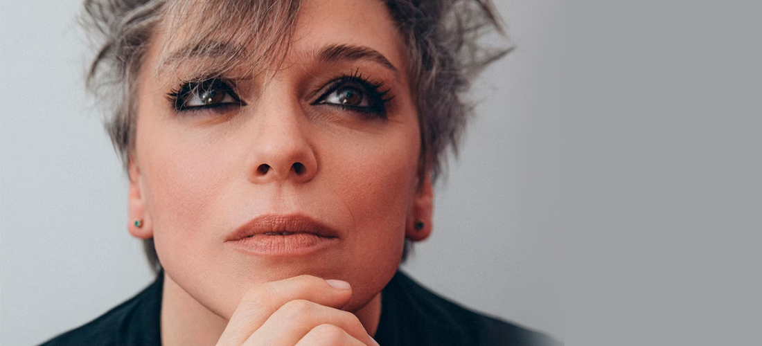 Нелли УВАРОВА: "Важно фиксировать счастье - чтобы было о чем вспомнить, если реальность вдруг ускользнет"